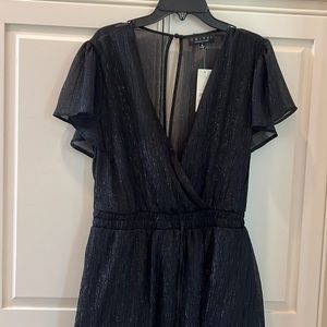 Brand:Francesca’s Color:Shimmery black Size:Medium